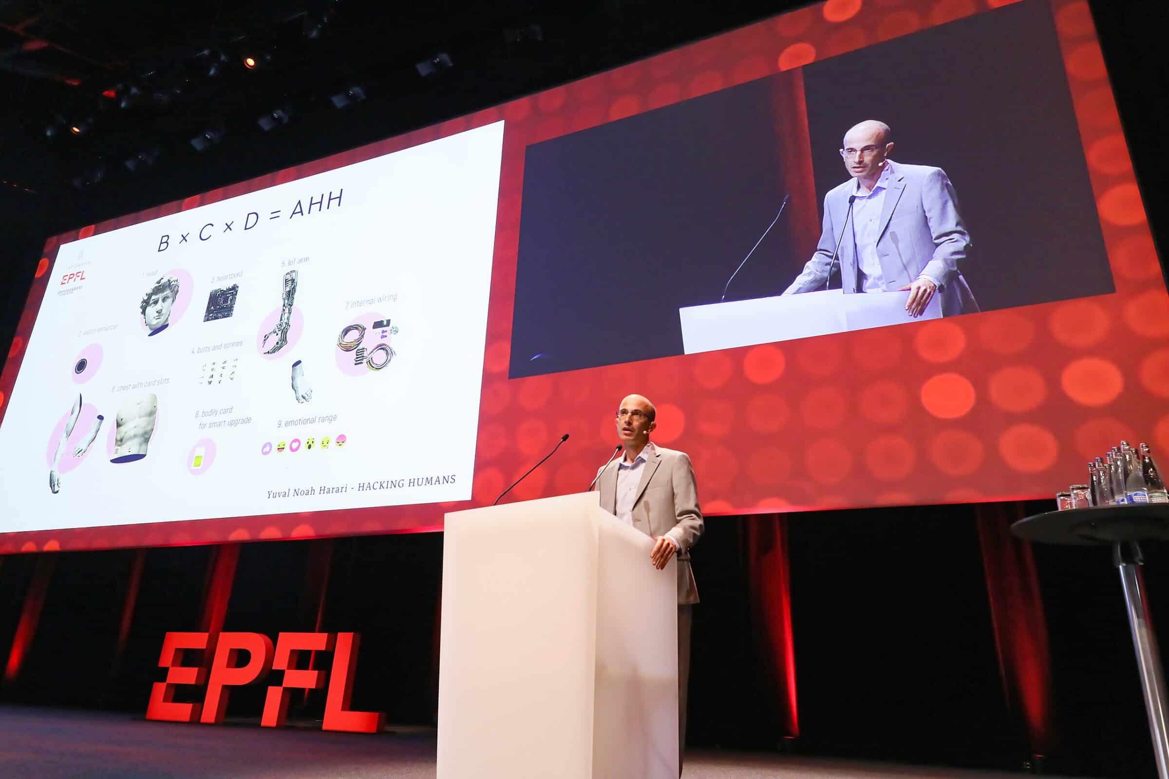 نقد یووال نوح هراری